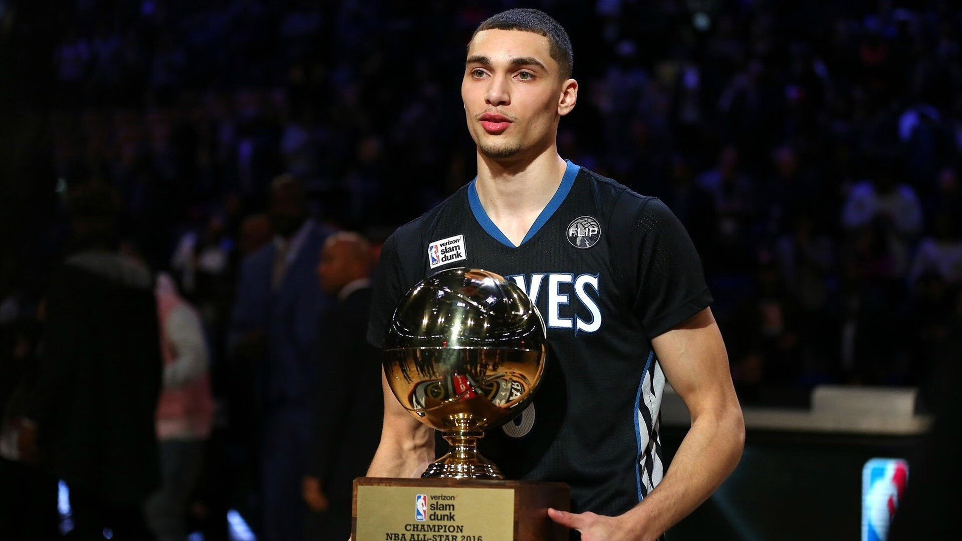 尼尔·巴特尔的防守反击速度让袋鼠队进攻转换更迅速,巴特尔能防住奥尼尔吗